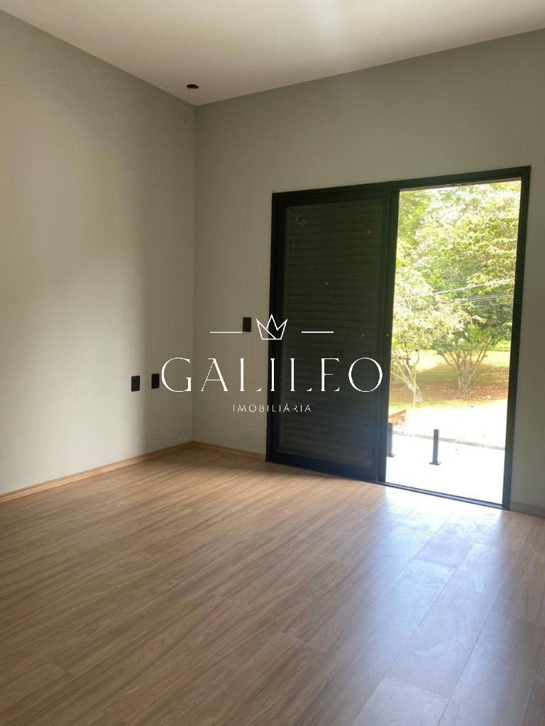 Casa, 3 quartos, 268 m² - Foto 35