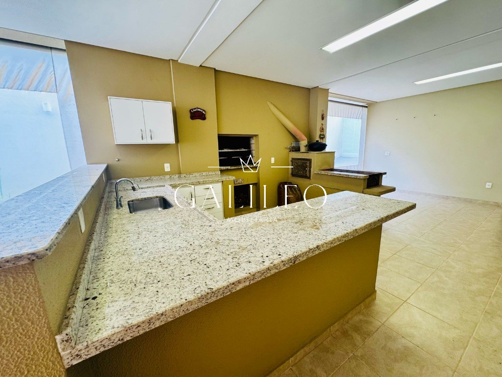 Casa, 3 quartos, 372 m² - Foto 32