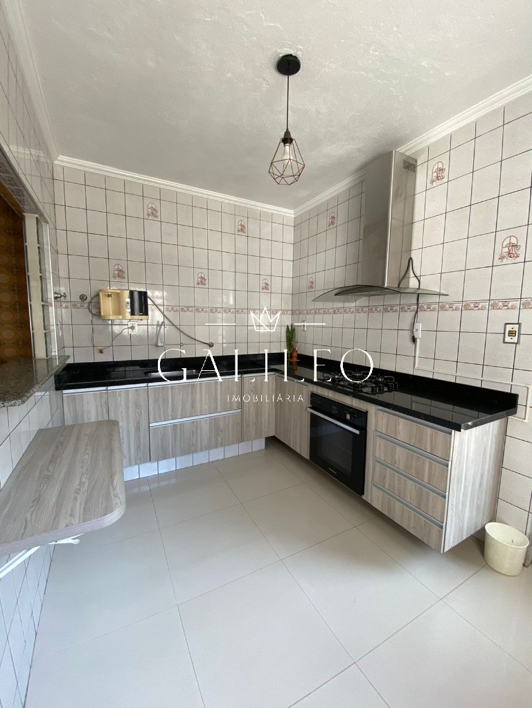 Casa, 3 quartos, 200 m² - Foto 6