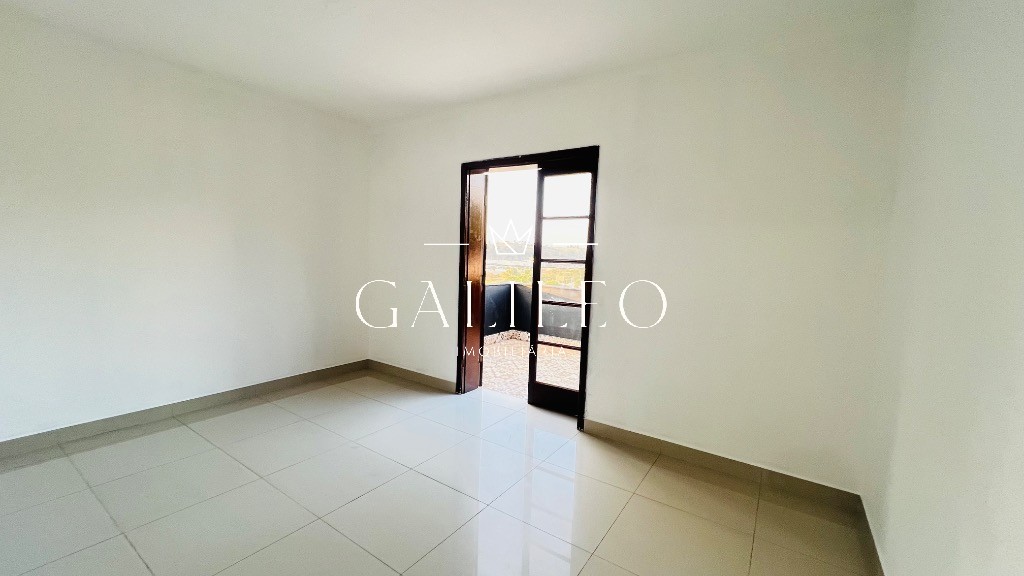 Comercial em VILA RAFAEL DE OLIVEIRA, JUNDIAÍ - Casa Comercial de Alto Padrão em Jundiaí-SP - Vila Rafael de Oliveira: 4 Quartos, 1 Suíte, 3 Salas, 3 Banheiros, 3 Vagas de Garagem - 230m². Venha conhecer! - Foto 15