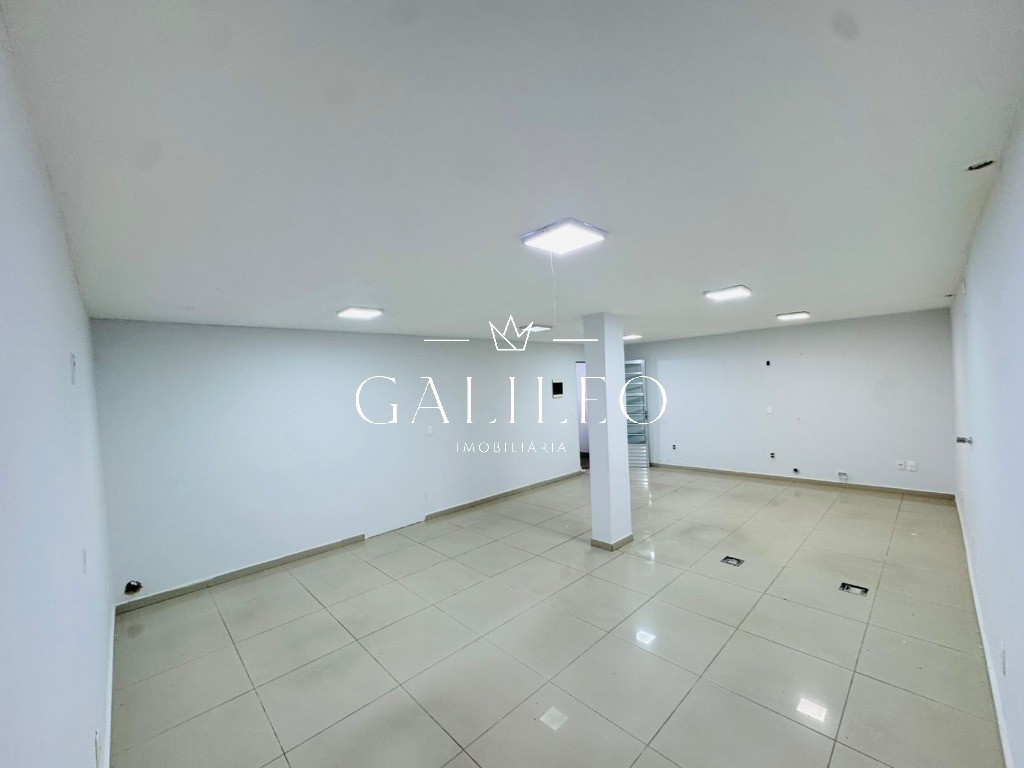 Comercial em CENTRO, JUNDIAÍ - Imóvel Comercial Espaçoso no Centro de Jundiaí: 4 Salas, 2 Banheiros, 2 Vagas de Garagem - 230m² - Venda ou Locação - Foto 7
