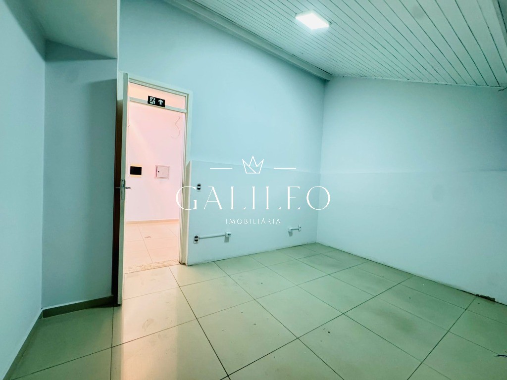 Comercial em CENTRO, JUNDIAÍ - Imóvel Comercial Espaçoso no Centro de Jundiaí: 4 Salas, 2 Banheiros, 2 Vagas de Garagem - 230m² - Venda ou Locação - Foto 12
