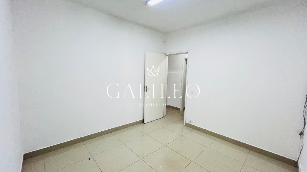 Comercial em VILA RAFAEL DE OLIVEIRA, JUNDIAÍ - Casa Comercial de Alto Padrão em Jundiaí-SP - Vila Rafael de Oliveira: 4 Quartos, 1 Suíte, 3 Salas, 3 Banheiros, 3 Vagas de Garagem - 230m². Venha conhecer! - Foto 11