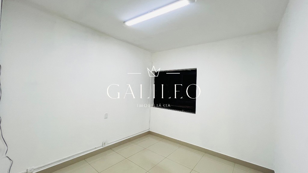 Comercial em VILA RAFAEL DE OLIVEIRA, JUNDIAÍ - Casa Comercial de Alto Padrão em Jundiaí-SP - Vila Rafael de Oliveira: 4 Quartos, 1 Suíte, 3 Salas, 3 Banheiros, 3 Vagas de Garagem - 230m². Venha conhecer! - Foto 12