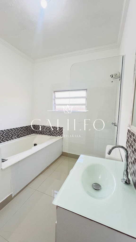 Comercial em VILA RAFAEL DE OLIVEIRA, JUNDIAÍ - Casa Comercial de Alto Padrão em Jundiaí-SP - Vila Rafael de Oliveira: 4 Quartos, 1 Suíte, 3 Salas, 3 Banheiros, 3 Vagas de Garagem - 230m². Venha conhecer! - Foto 16