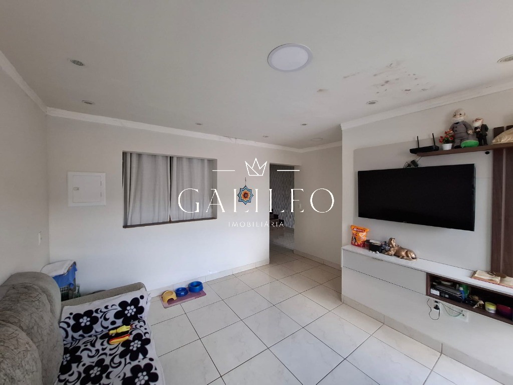 Casa em PARQUE ALMERINDA PEREIRA CHAVES, JUNDIAÍ - VENDE-SE CASA SOBRADO COM 03 DORMITÓRIOS-01 SUÍTE-VARANDA-GARAGEM COM PORTÃO ELETRÔNICO-BAIRRO ALMERINDA CHAVES