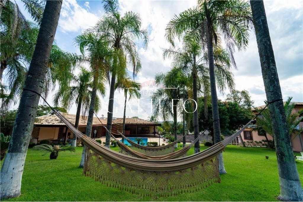 Chácara em Corrupira, JUNDIAÍ - Chácara à venda no Cond. Vista Alegre em Jundiaí com 3 dormitórios, lareira, espaço gourmet, salão de festas e terreno amplo. 3 dormitórios, piscina