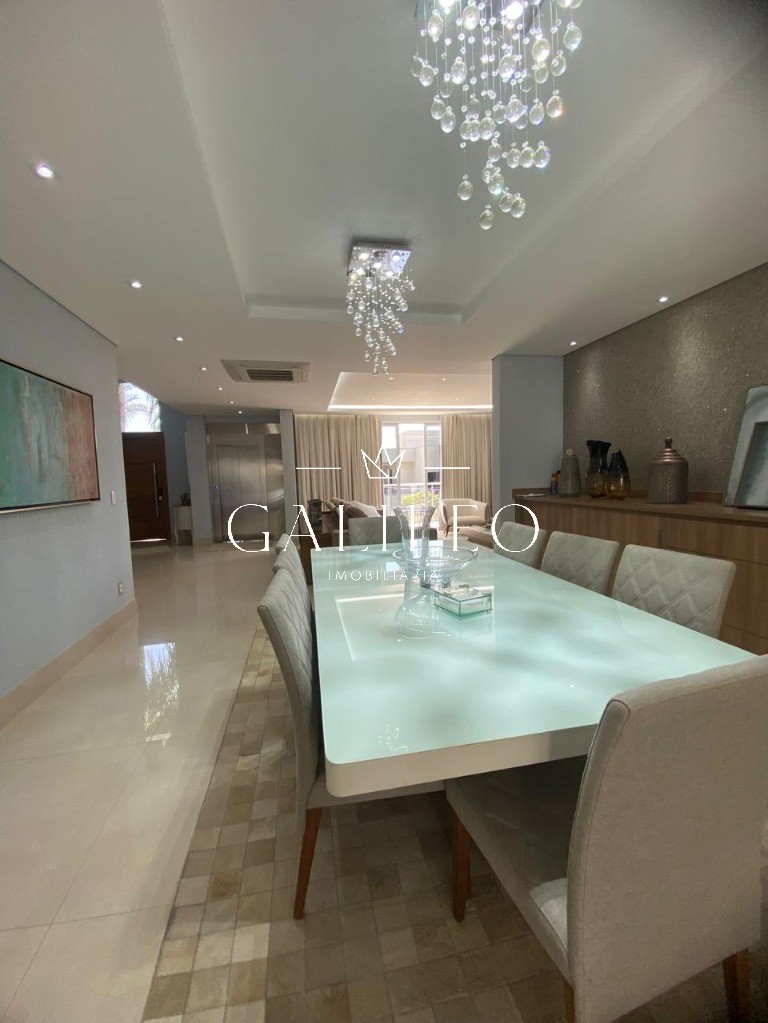 Casa em CHÁCARA MALOTA, JUNDIAÍ - Casa para locação em Jundiaí-SP, Chácara Malota: 3 quartos, 3 suítes, 2 salas, 5 banheiros, 450m² de área. Venha conferir!