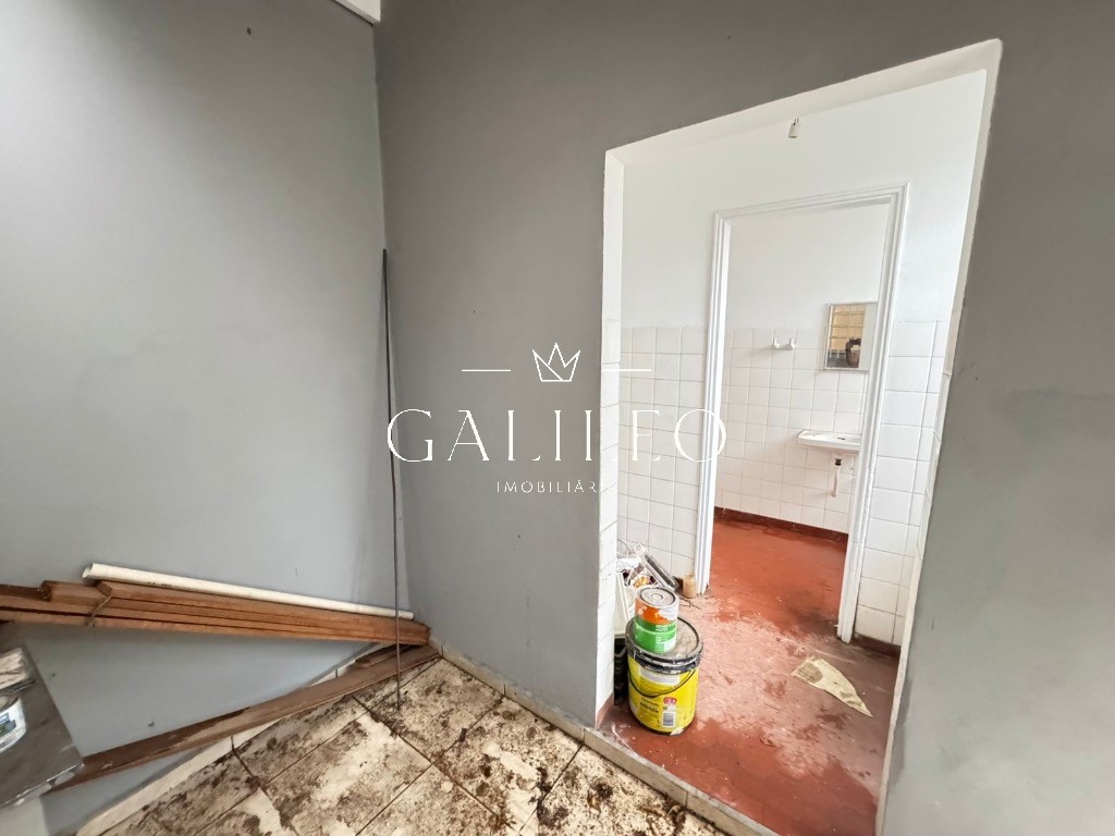 Comercial em VILA MUNICIPAL, JUNDIAÍ - Aluguel de Casa Comercial no Centro de Jundiaí/SP! 230m², 6 Salas, 2 Banheiros, 2 Vagas. Ideal para seu Negócio! #casaComercial #Jundiaí - Foto 9