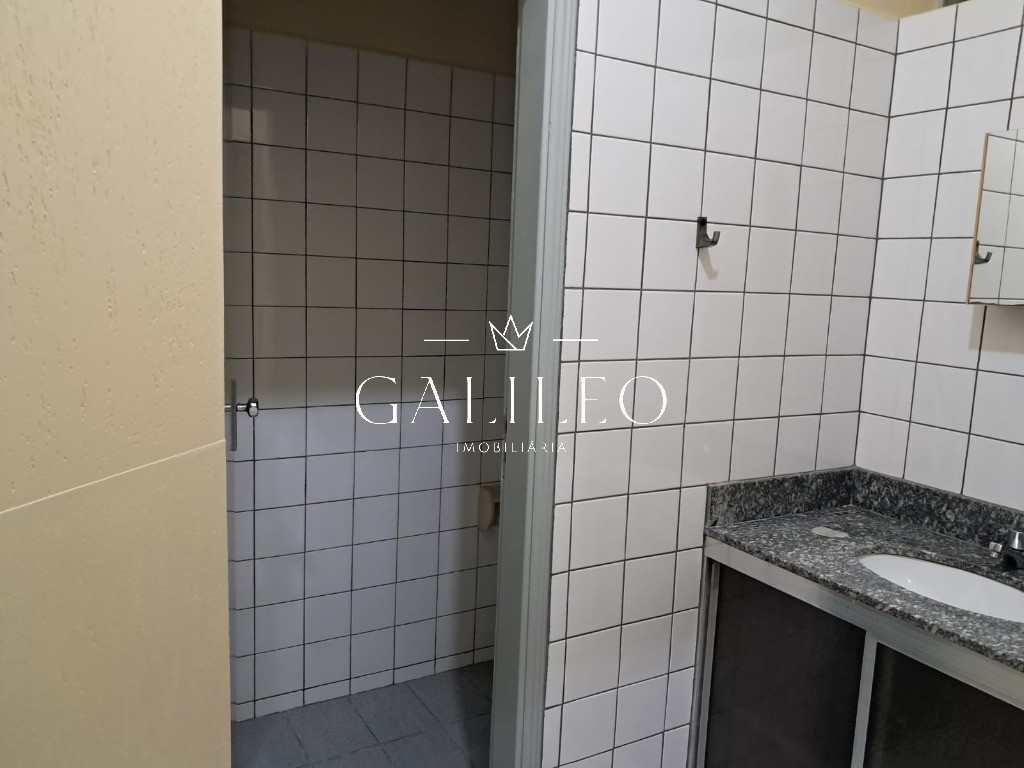 Comercial em VILA ARENS II, JUNDIAÍ - Salão comercial de alto padrão para locação em Jundiaí-SP, Vila Arens II: 5 salas, 4 banheiros, 6 vagas, 374m². Confira! - Foto 16