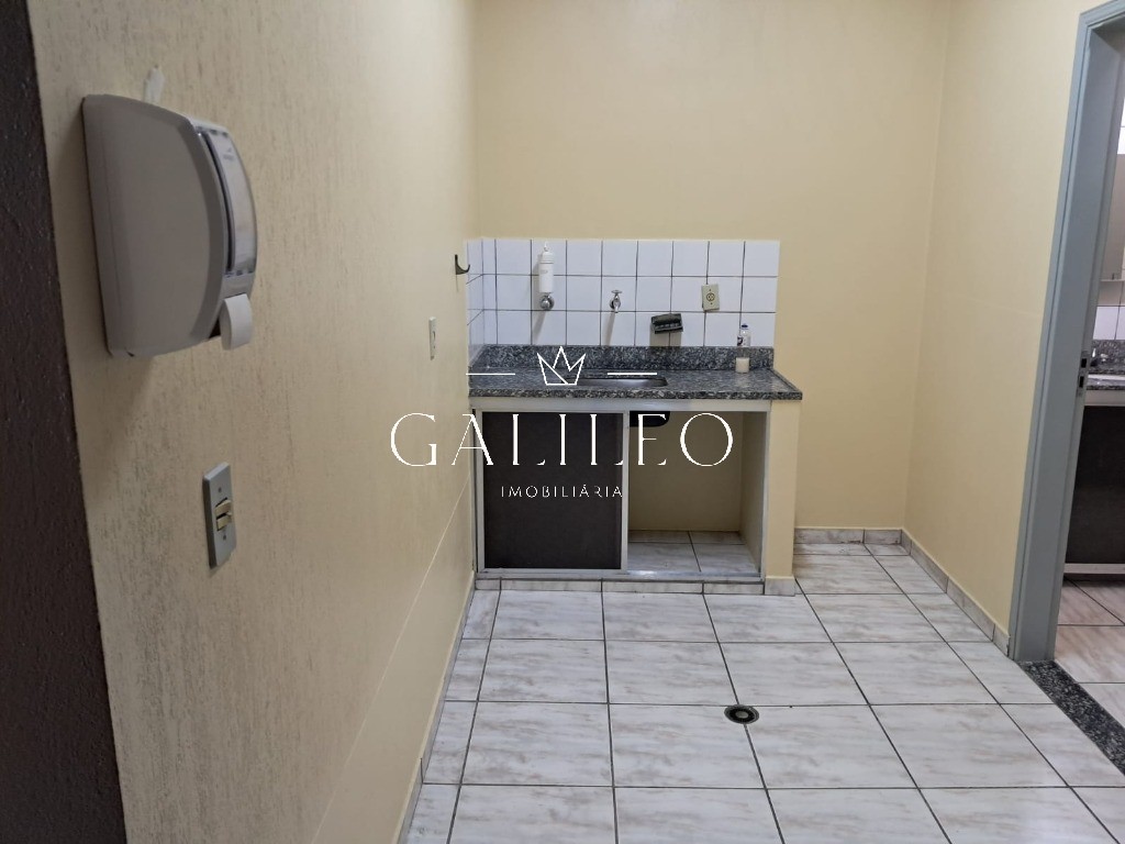 Comercial em VILA ARENS II, JUNDIAÍ - Salão comercial de alto padrão para locação em Jundiaí-SP, Vila Arens II: 5 salas, 4 banheiros, 6 vagas, 374m². Confira! - Foto 13