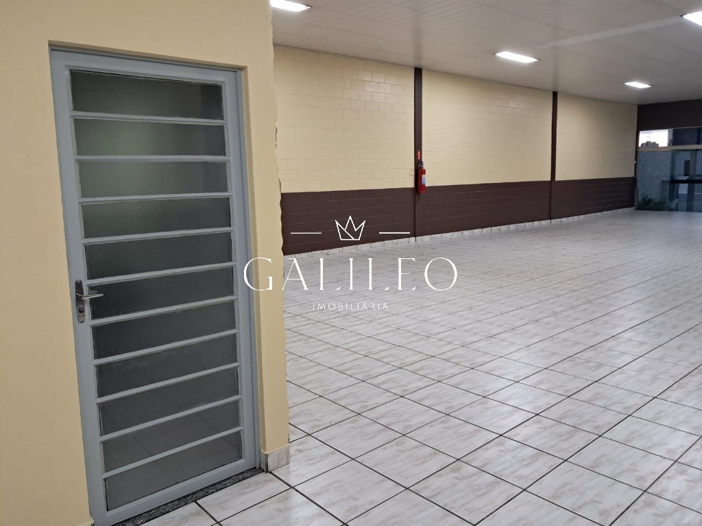 Comercial em VILA ARENS II, JUNDIAÍ - Salão comercial de alto padrão para locação em Jundiaí-SP, Vila Arens II: 5 salas, 4 banheiros, 6 vagas, 374m². Confira! - Foto 3