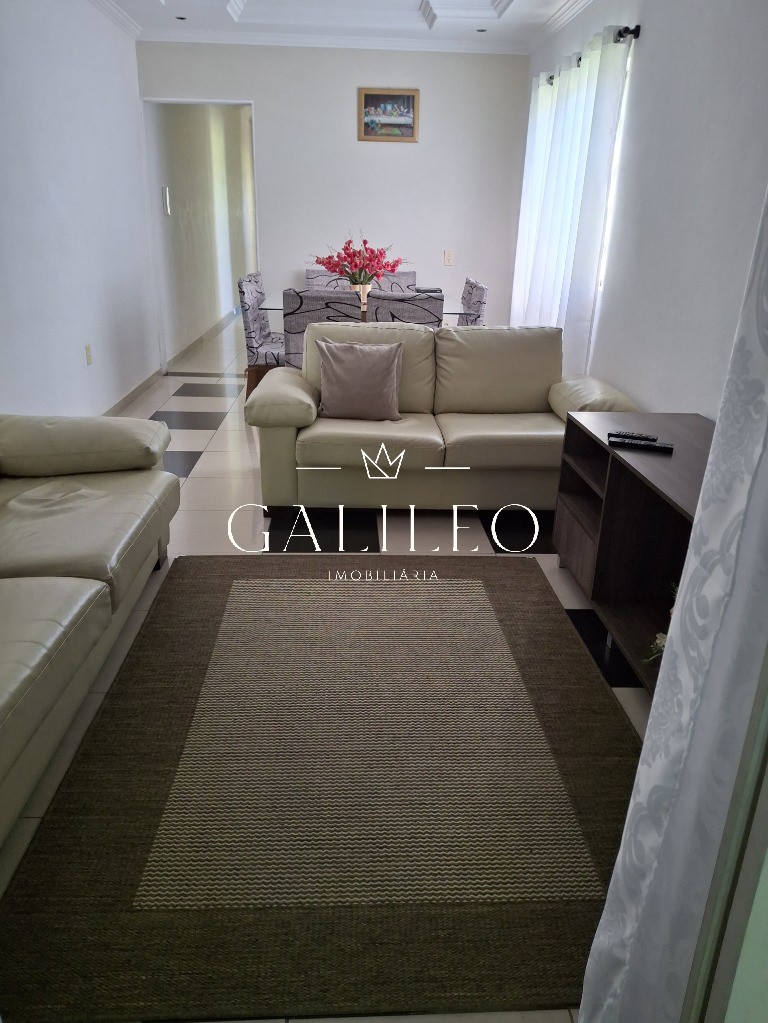 Casa em VILA SANTA TEREZINHA, VÁRZEA PAULISTA - Imperdível Casa à Venda em Várzea Paulista-SP, na Vila Santa Terezinha: 4 Quartos, 2 Suítes, 2 Salas, 4 Banheiros, 3 Vagas, 240m²!