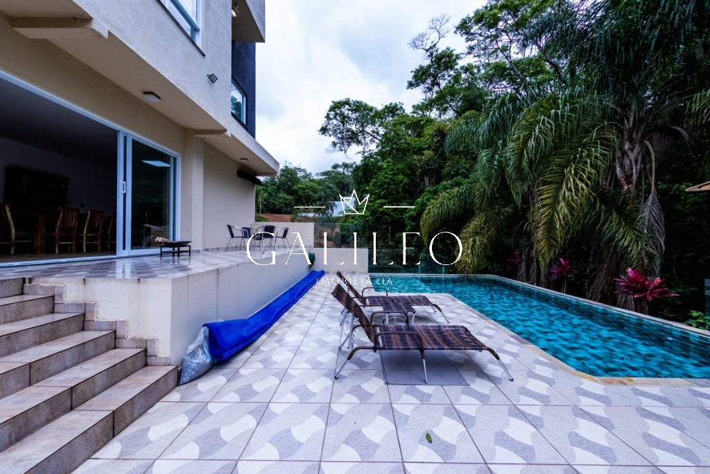 Condomínio em PONUNDUVA, CAJAMAR - CASA CAPITAL VILLE COM 04 SUÍTES - PISCINA E CHURRASQUEIRA , COM AR CONDICIONADO EM CAJAMAR SP