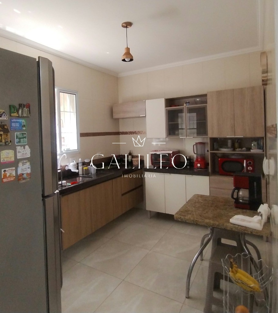 Casa em JARDIM MESSINA, JUNDIAÍ - Impecável casa à venda em no com 4 quartos, 2 salas, 3 banheiros e 3 vagas de garagem! - Foto 3