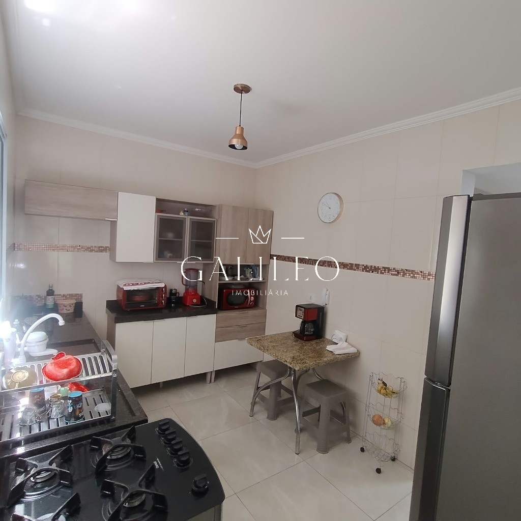 Casa em JARDIM MESSINA, JUNDIAÍ - Impecável casa à venda em no com 4 quartos, 2 salas, 3 banheiros e 3 vagas de garagem! - Foto 4
