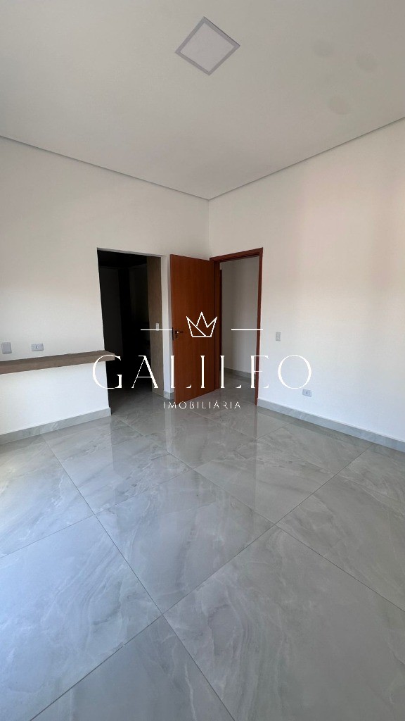 Condomínio em LOTEAMENTO VILLAGGIO DI SAN FRANCISCO, JUNDIAÍ - Casa em Condomínio à Venda em Jundiaí-SP, Bairro Loteamento Villaggio Di San Francisco: 3 Quartos, 2 Suítes, 2 Salas, 4 Vagas de Garagem! - Foto 9