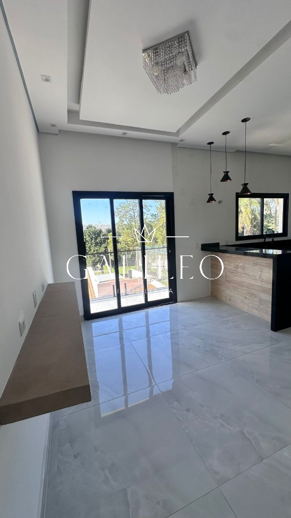 Condomínio em LOTEAMENTO VILLAGGIO DI SAN FRANCISCO, JUNDIAÍ - Casa em Condomínio à Venda em Jundiaí-SP, Bairro Loteamento Villaggio Di San Francisco: 3 Quartos, 2 Suítes, 2 Salas, 4 Vagas de Garagem! - Foto 7