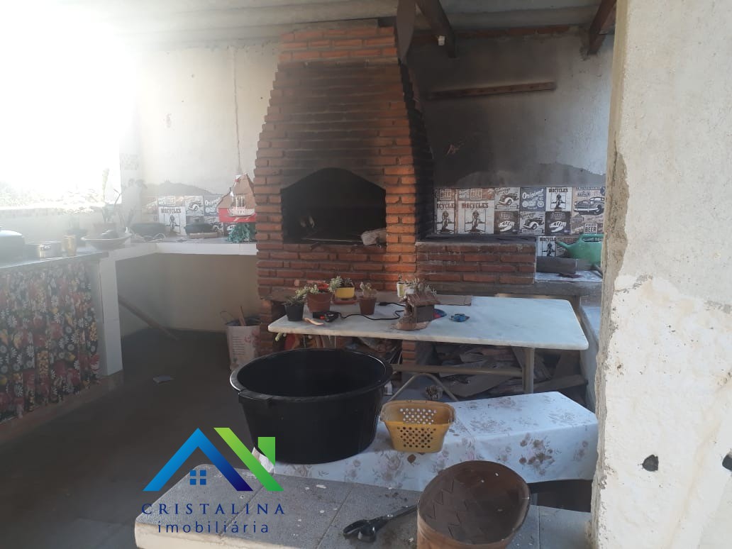 Casa em CAIOÇARA, JARINU - Vendo casa com 2 dormitórios sendo 1 suite. CAIOÇARA - JARINU/SP 100 m²