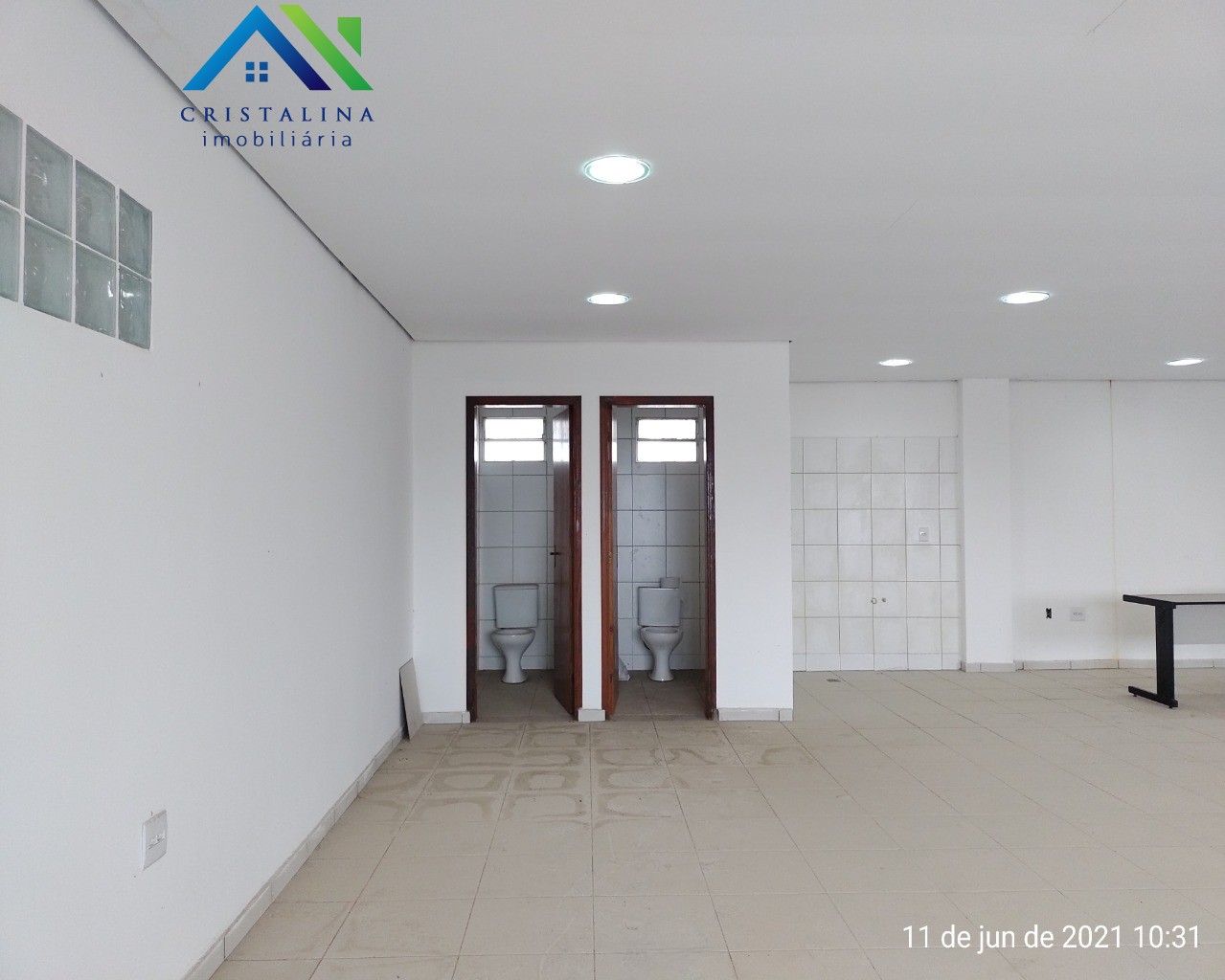 Aluguel de sala comercial, 102.00 m tipo sobrado, Campo Limpo Paulista SP Brasil.