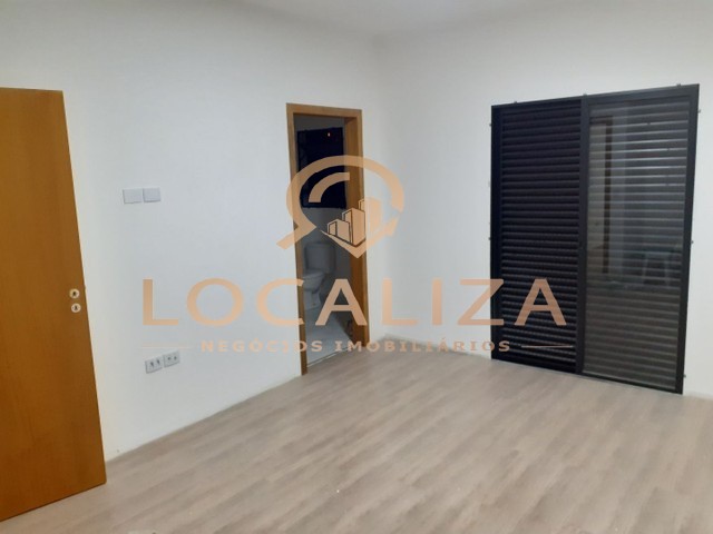Casa, 3 quartos, 250 m² - Foto 11