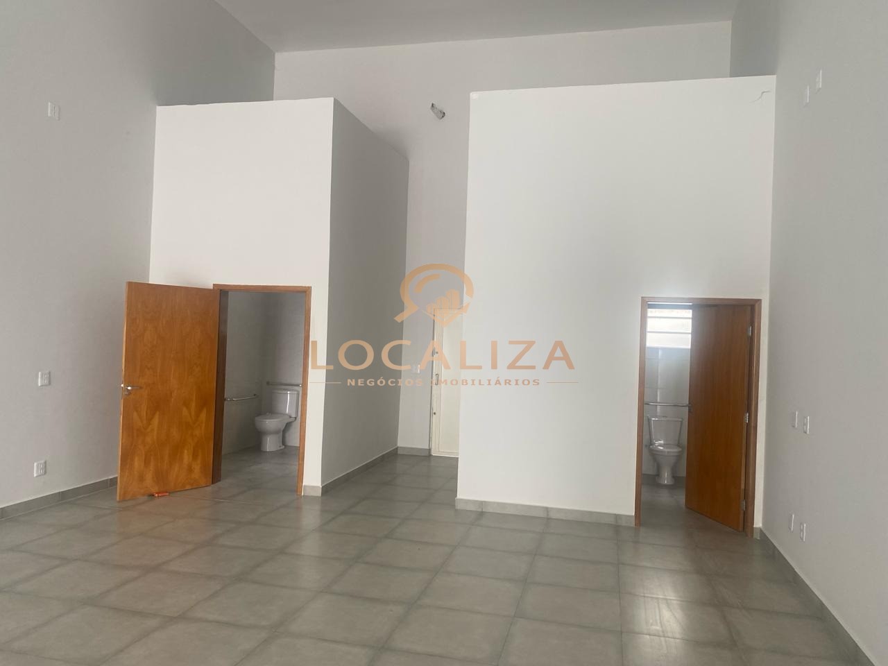 Loja-Salão, 137 m² - Foto 1