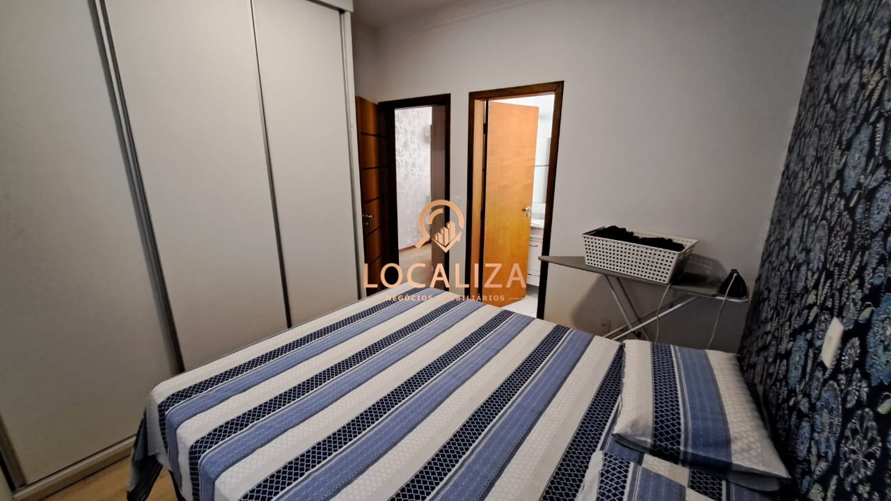 Casa, 3 quartos, 248 m² - Foto 2