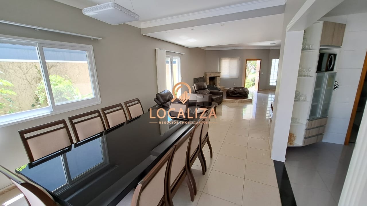 Casa, 3 quartos, 248 m² - Foto 26