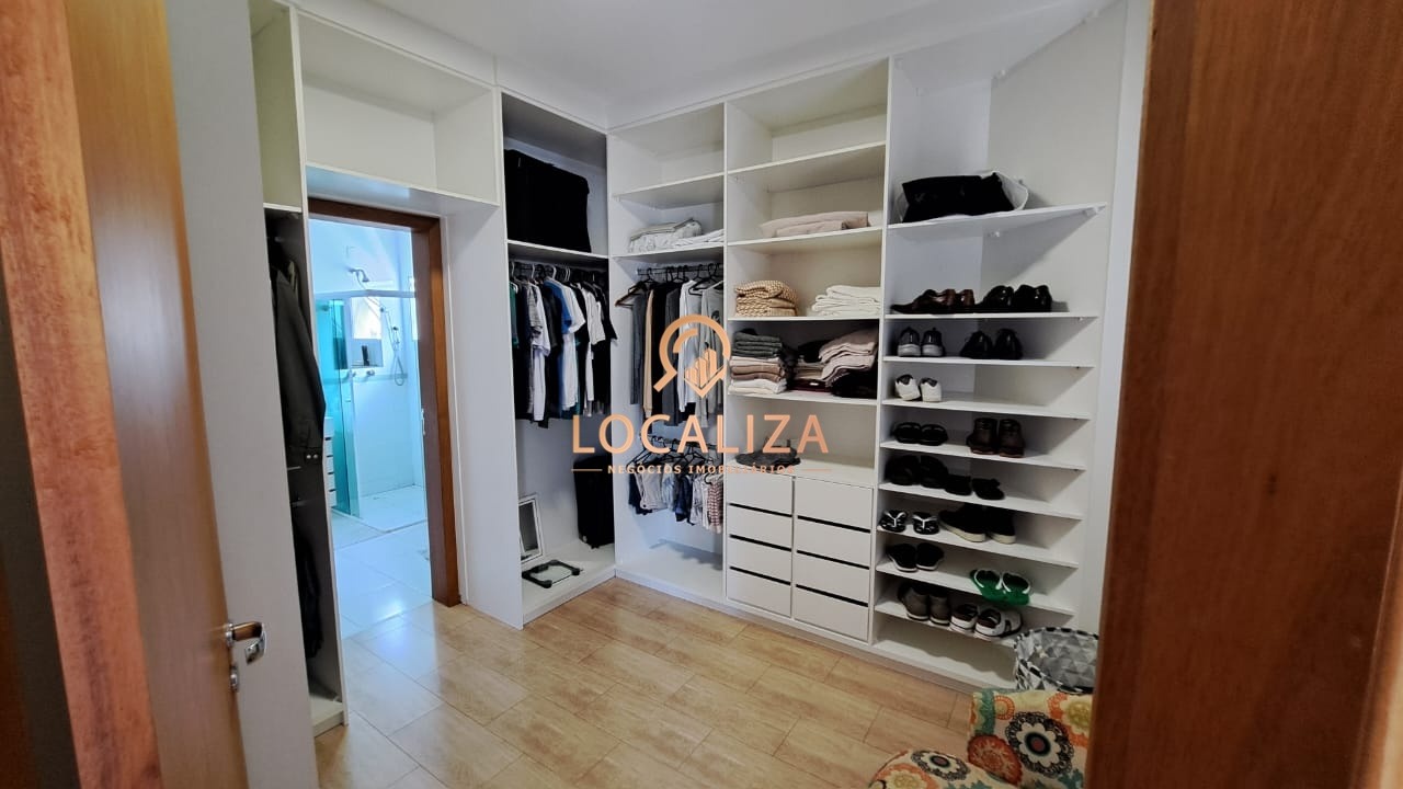 Casa, 3 quartos, 248 m² - Foto 10