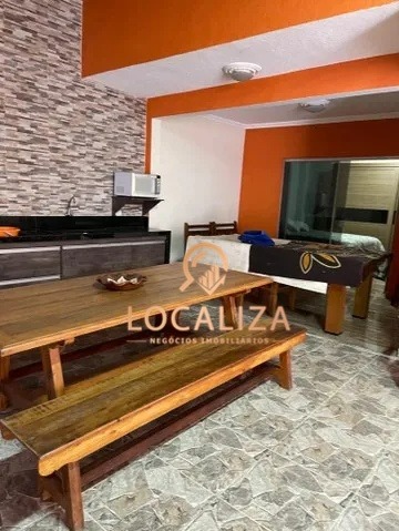 Casa, 4 quartos, 350 m² - Foto 1