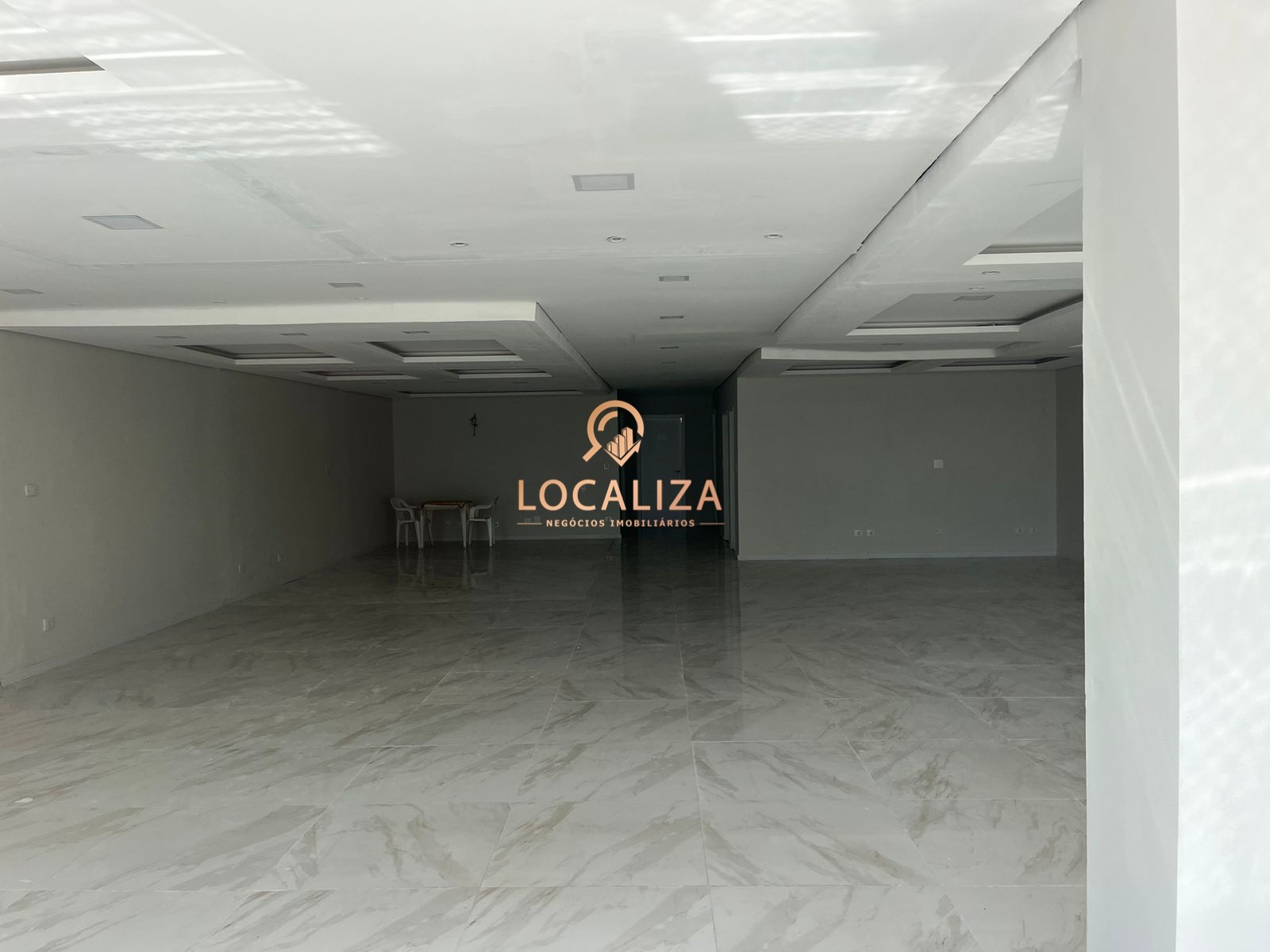 Prédio Inteiro, 250 m² - Foto 2
