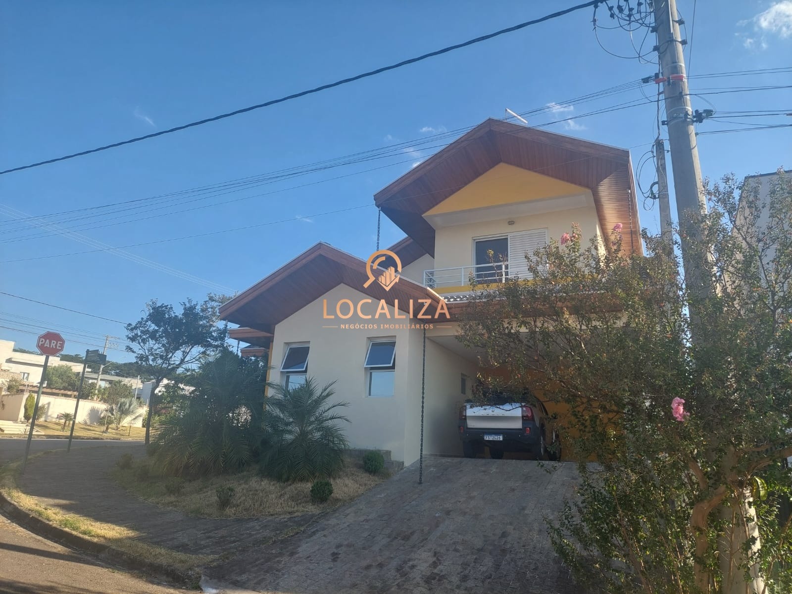 Casa, 3 quartos, 216 m² - Foto 2