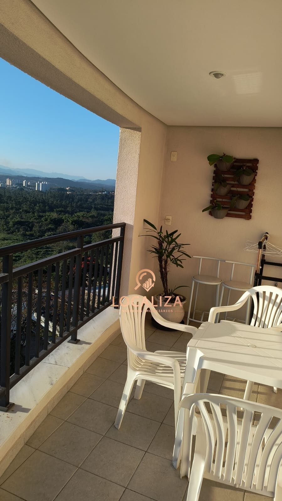 Apartamento à venda com 3 quartos, 107m² - Foto 5