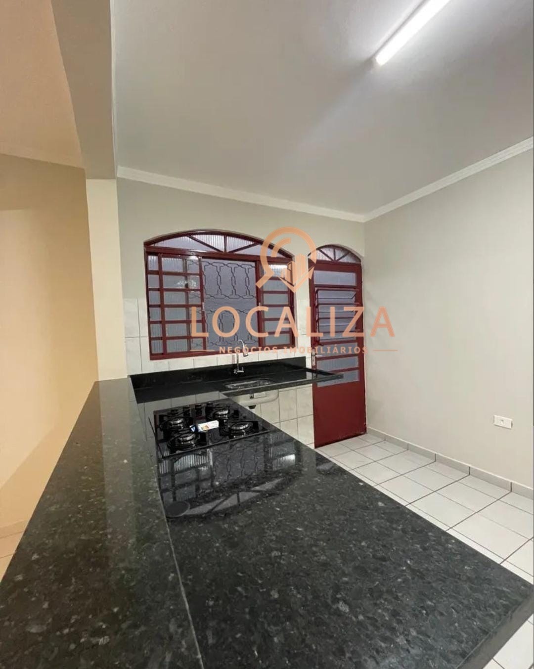 Casa, 2 quartos, 180 m² - Foto 2