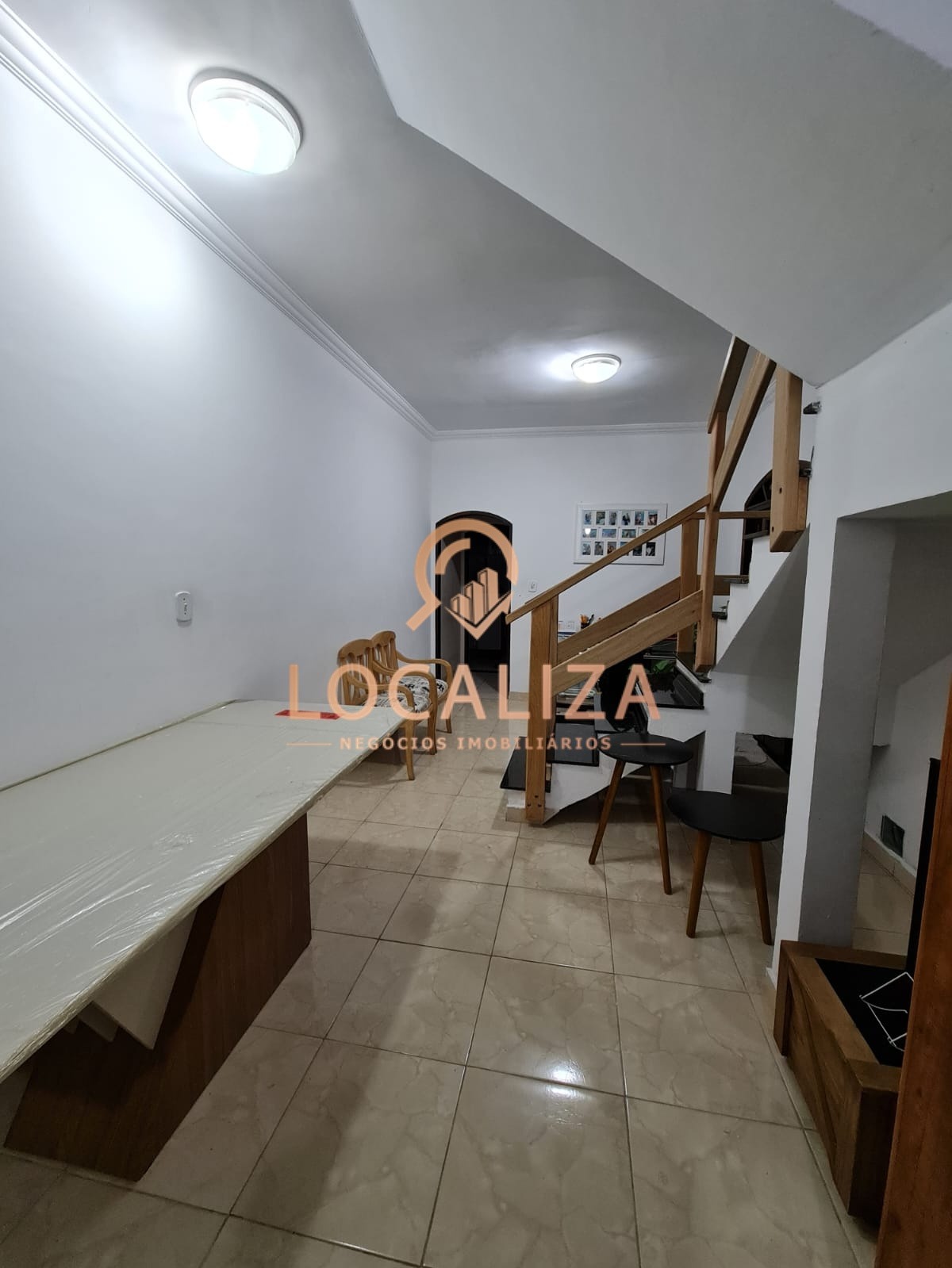 Casa à venda e aluguel com 3 quartos, 304m² - Foto 5
