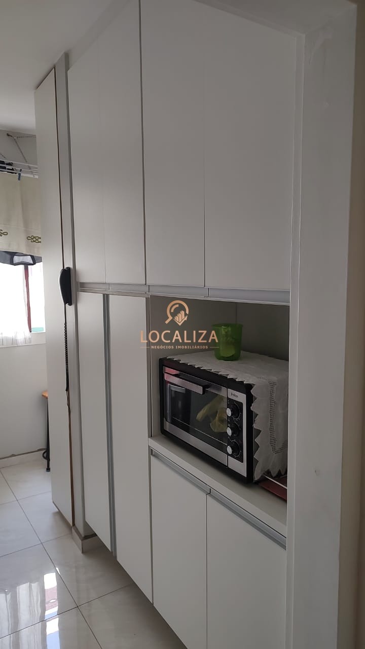 Apartamento à venda com 3 quartos, 82m² - Foto 3