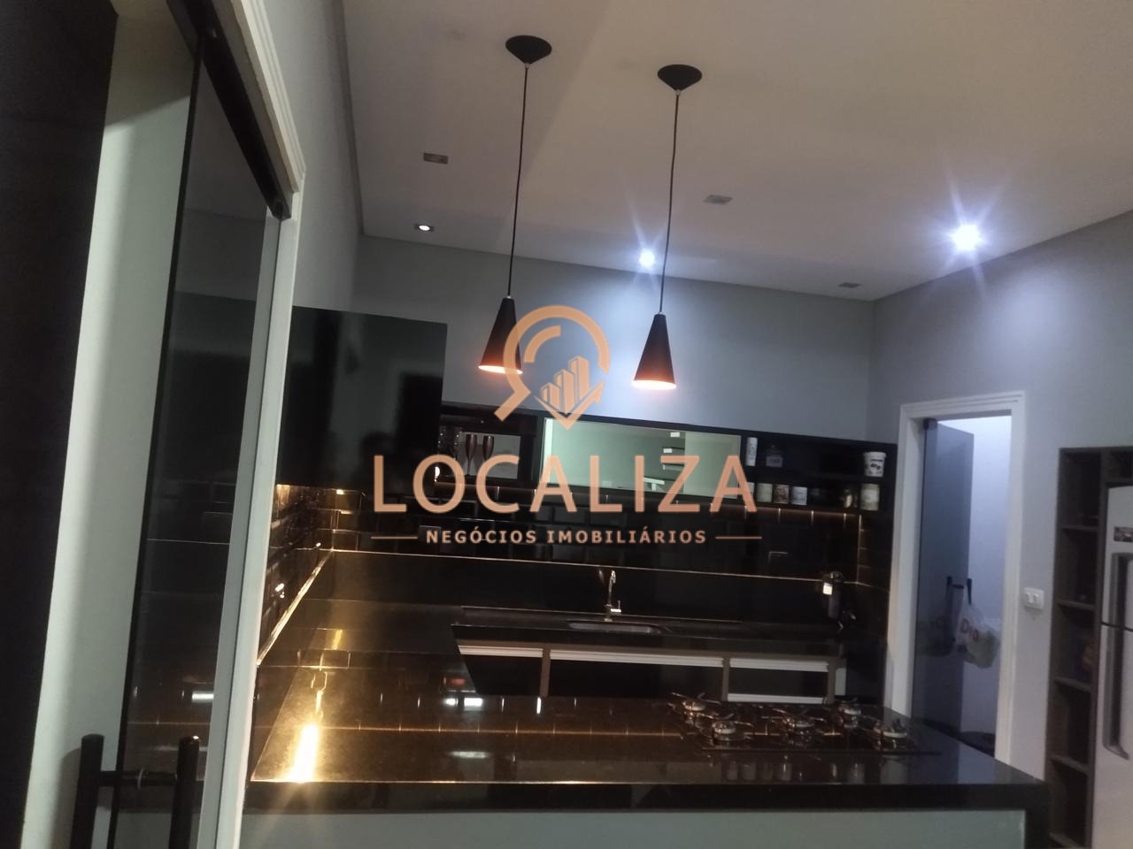 Casa, 3 quartos, 200 m² - Foto 2