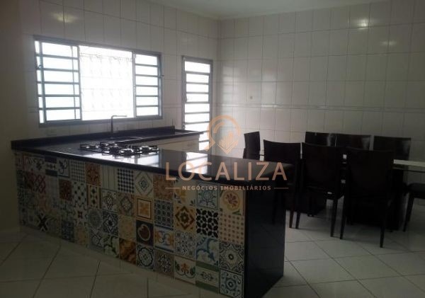 Casa, 4 quartos - Foto 1