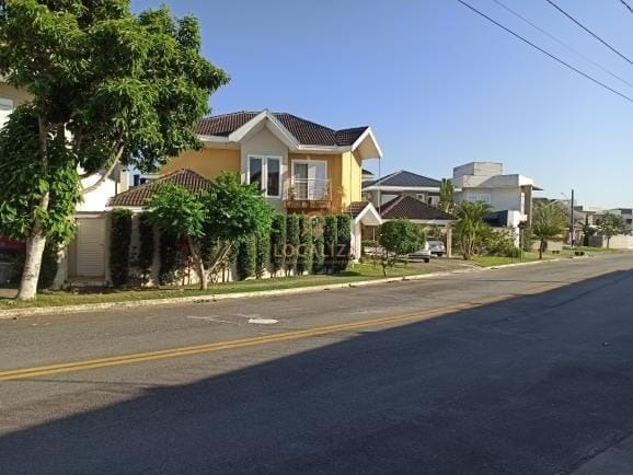 Casa, 4 quartos, 260 m² - Foto 1