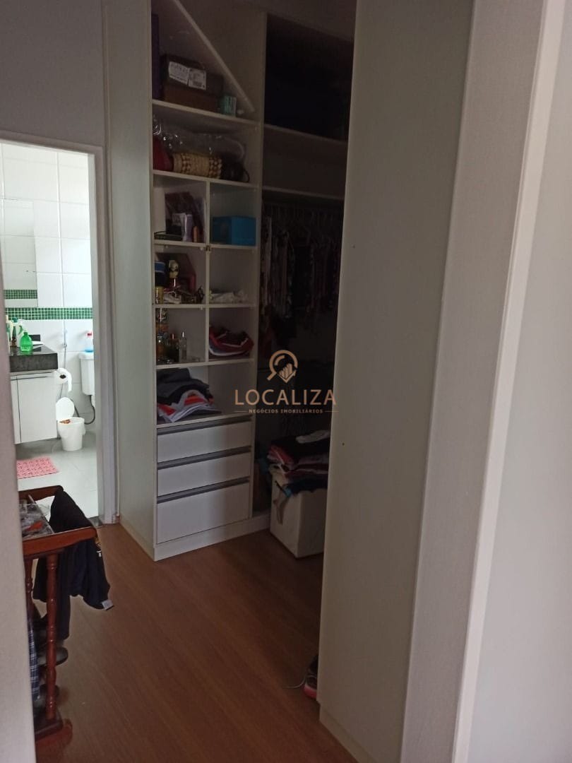 Casa, 4 quartos, 260 m² - Foto 6