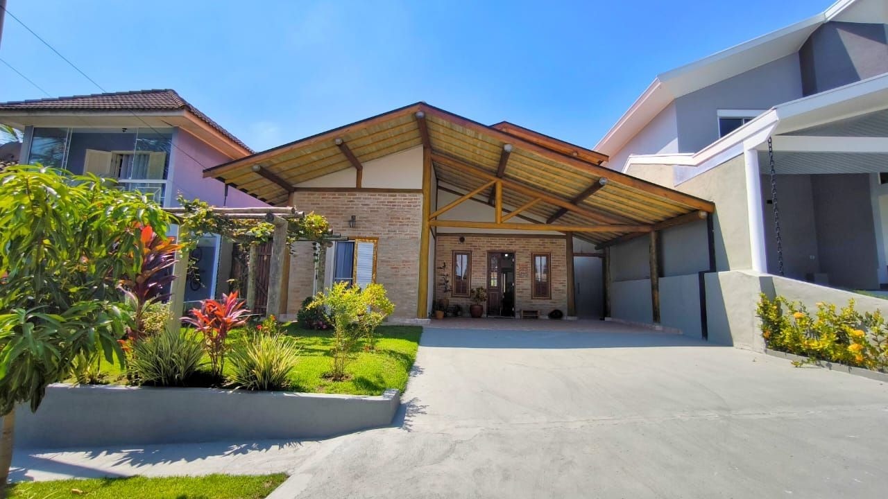 Casa, 2 quartos, 190 m² - Foto 1