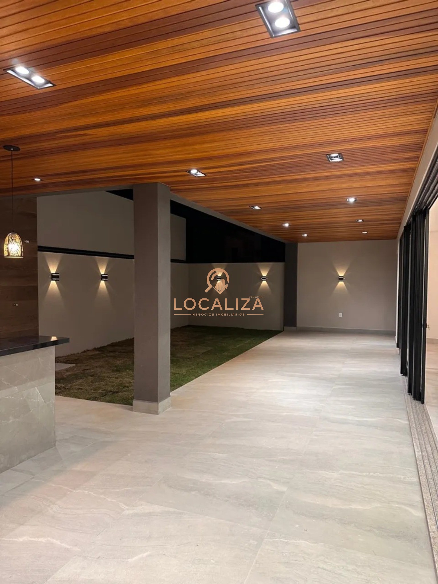 Casa, 3 quartos, 252 m² - Foto 2