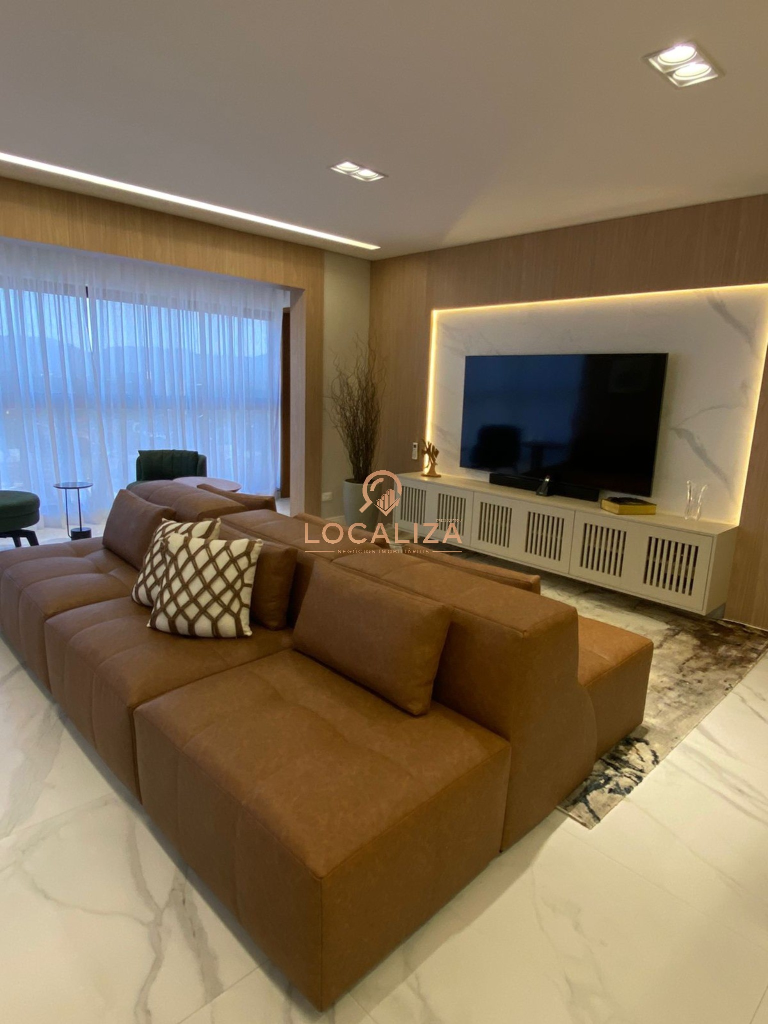 Apartamento, 3 quartos, 143 m² - Foto 1