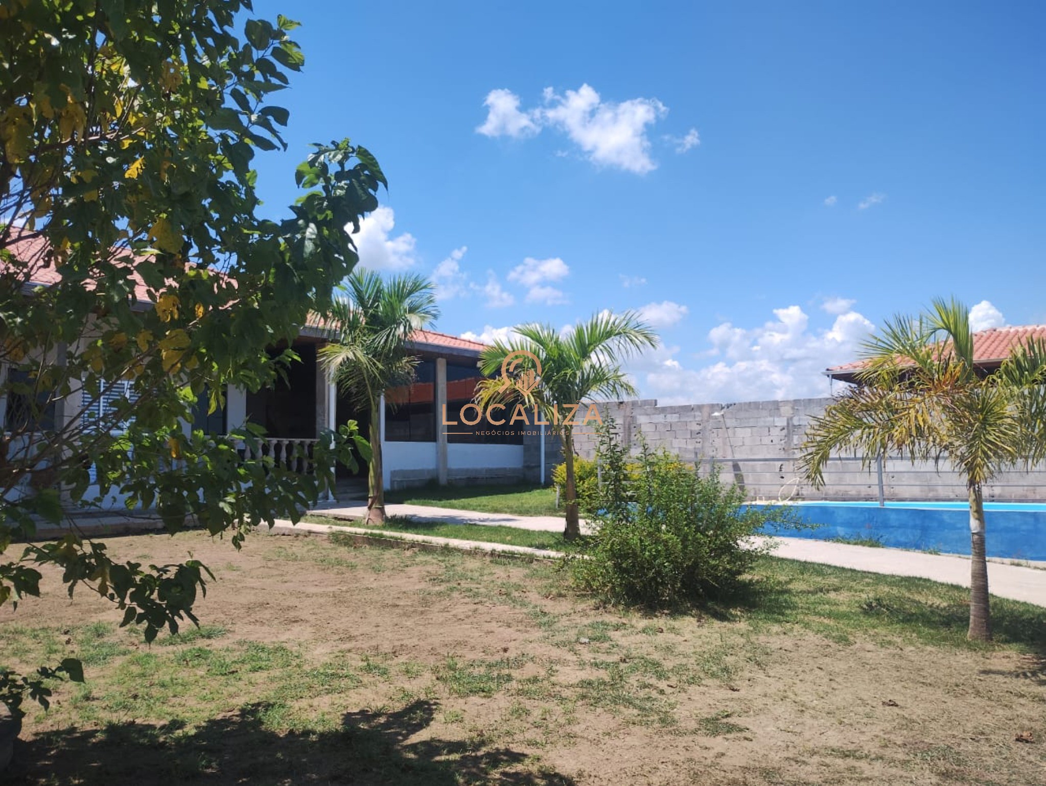 Chácara, 3 quartos, 1183 m² - Foto 2