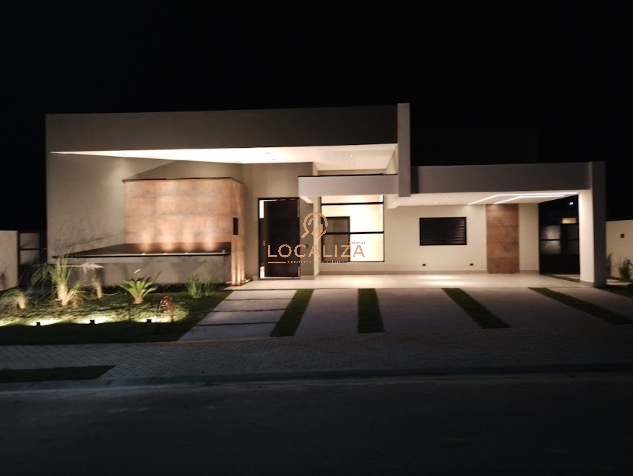 Casa, 4 quartos, 290 m² - Foto 1