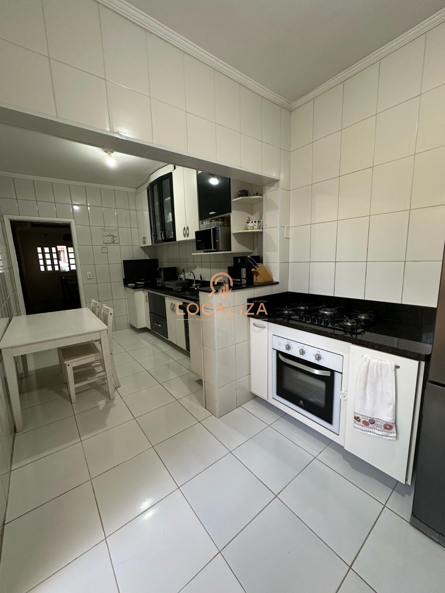 Casa, 3 quartos, 250 m² - Foto 4