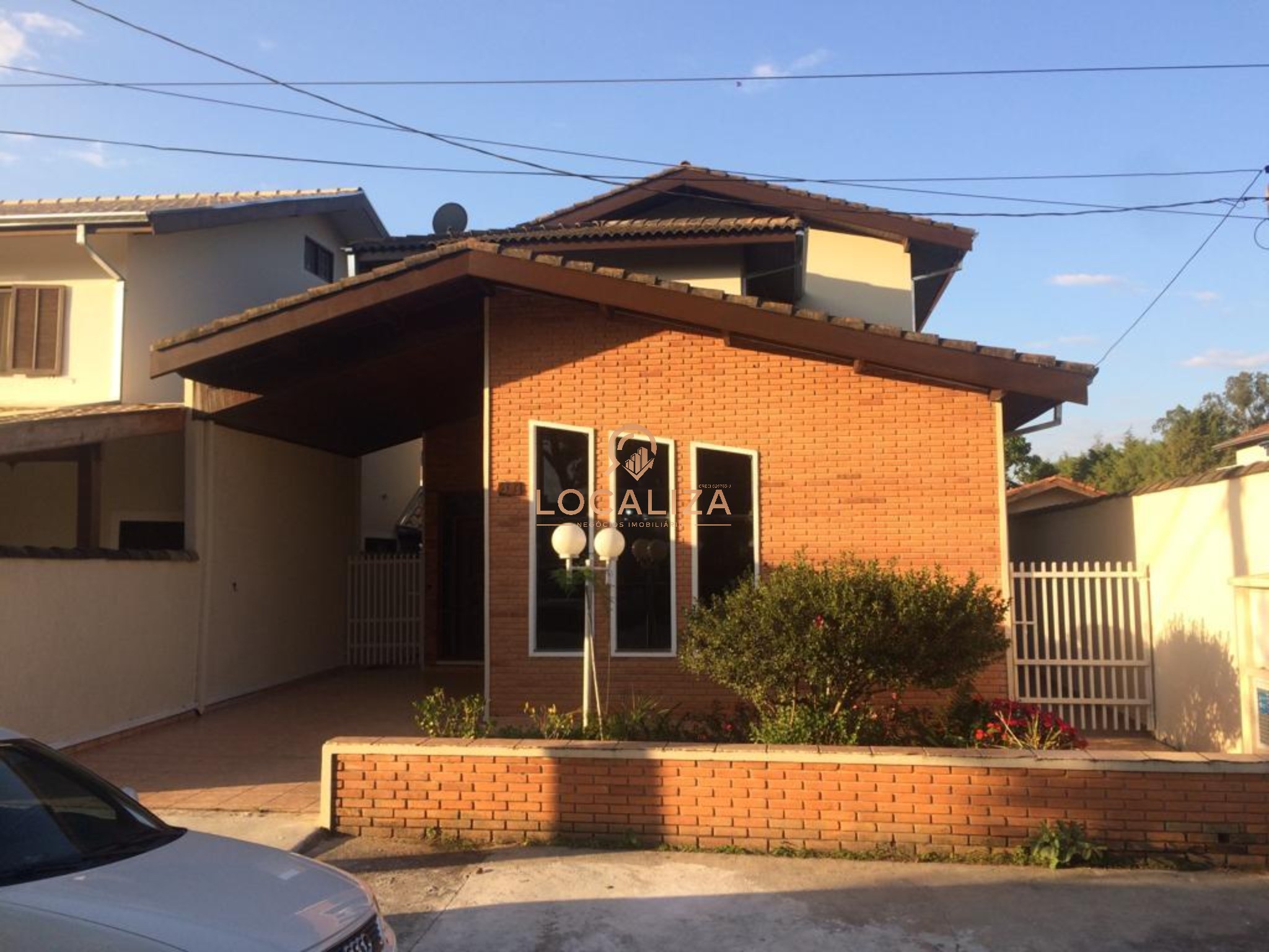 Casa, 3 quartos, 220 m² - Foto 1