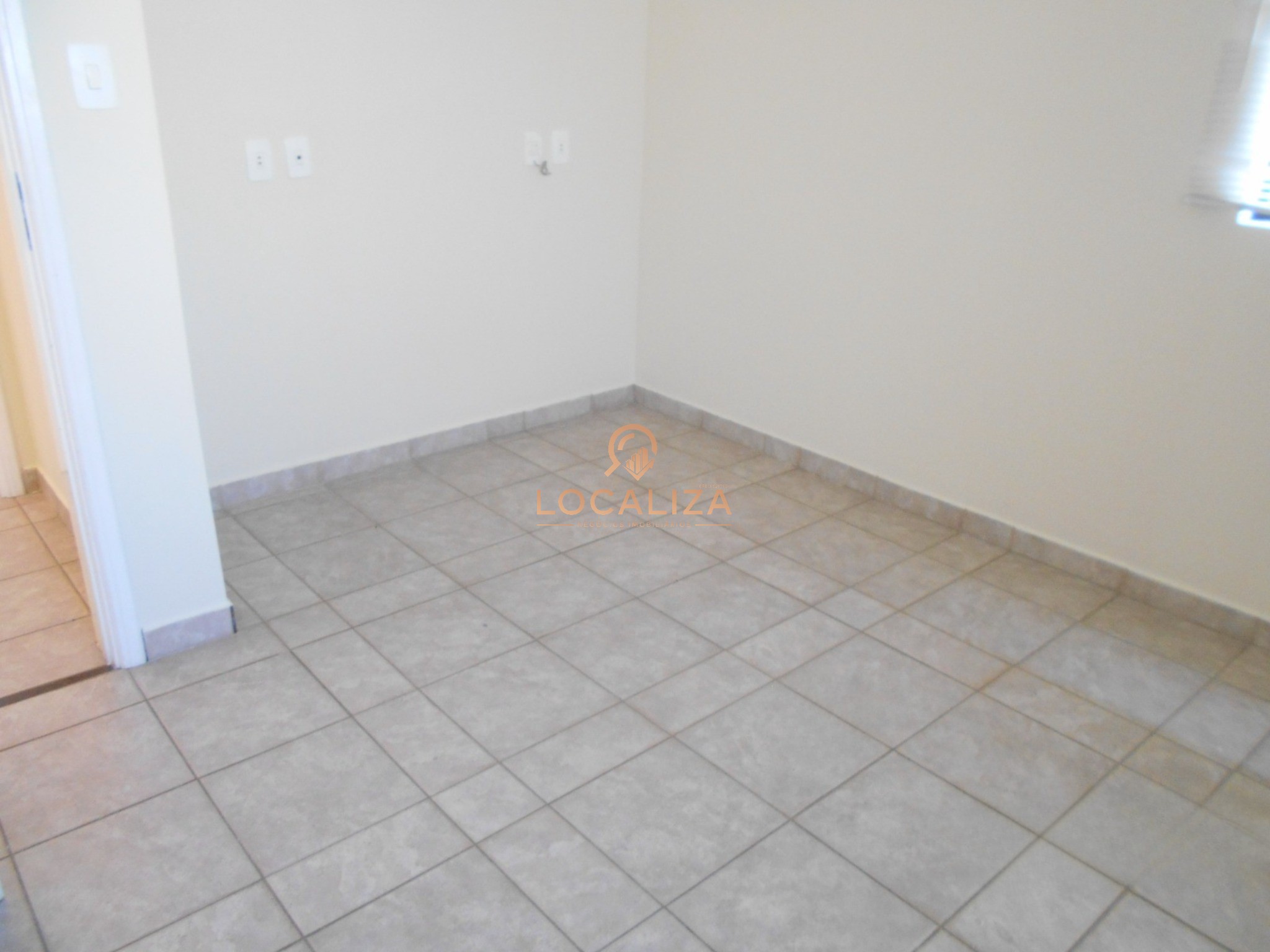 Casa, 4 quartos, 240 m² - Foto 9