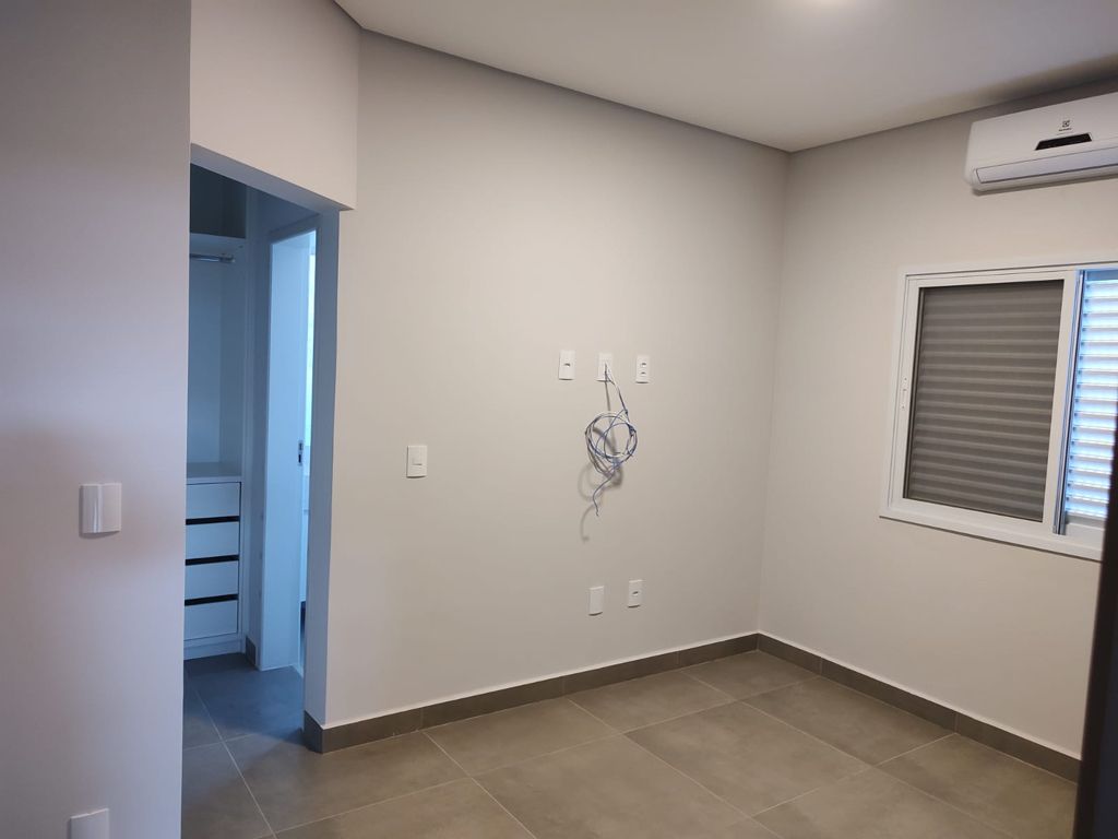 CASA RESIDENCIAL em Salto - Sp, Lagos de Icarai