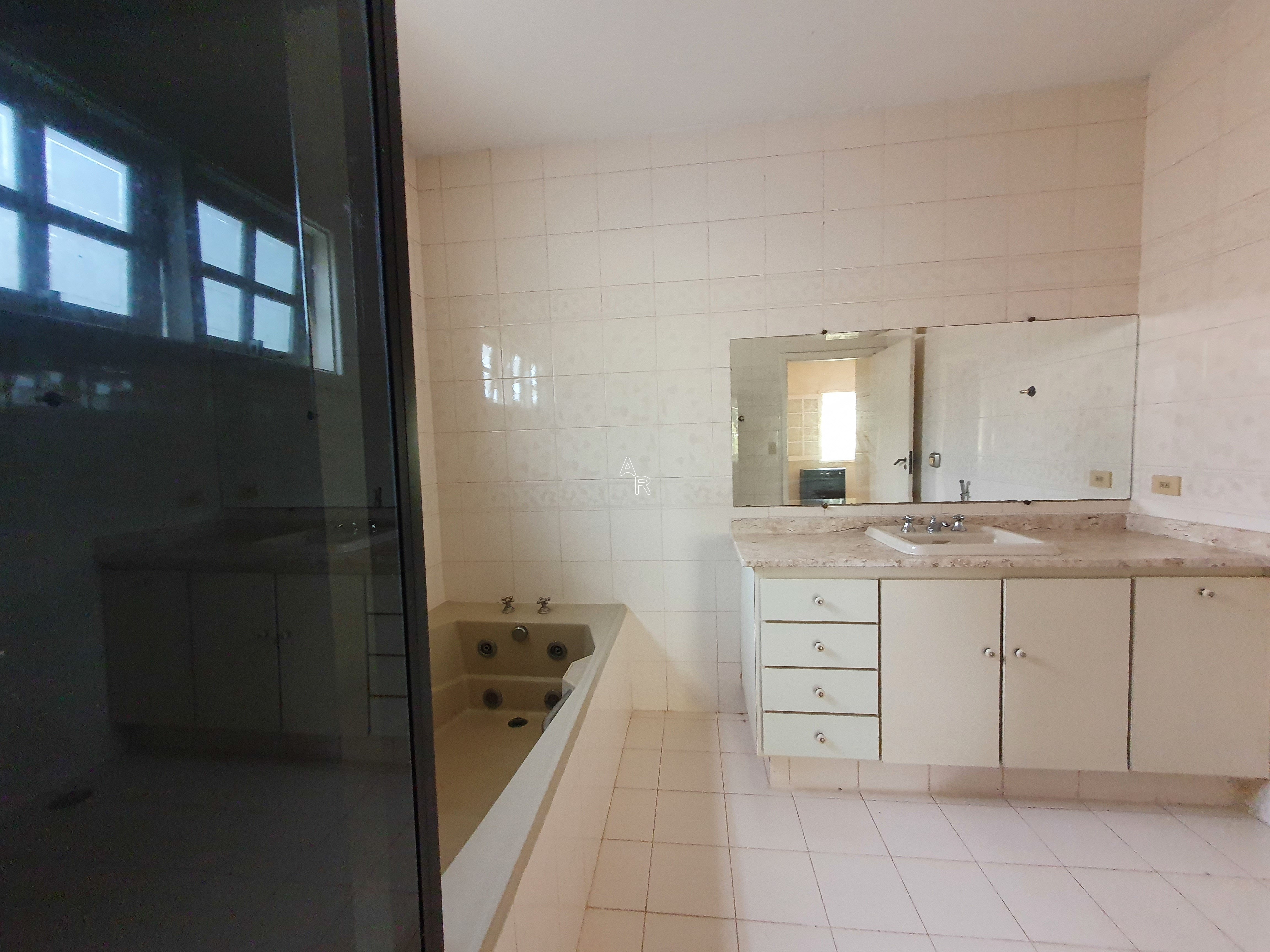 Casa, 4 quartos, 369 m² - Foto 45